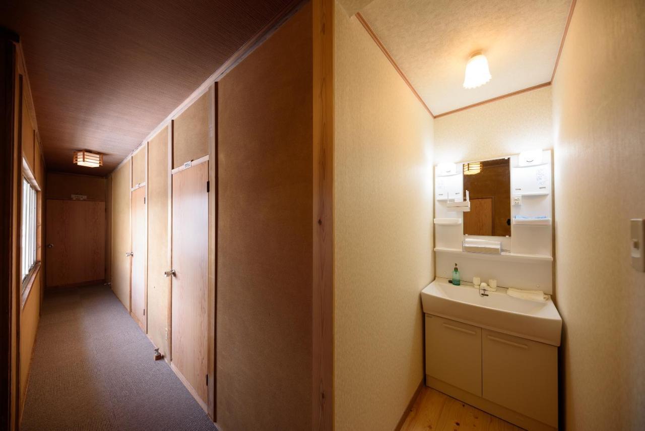 Hotel Minshuku Tsutaya Yufu Exterior foto